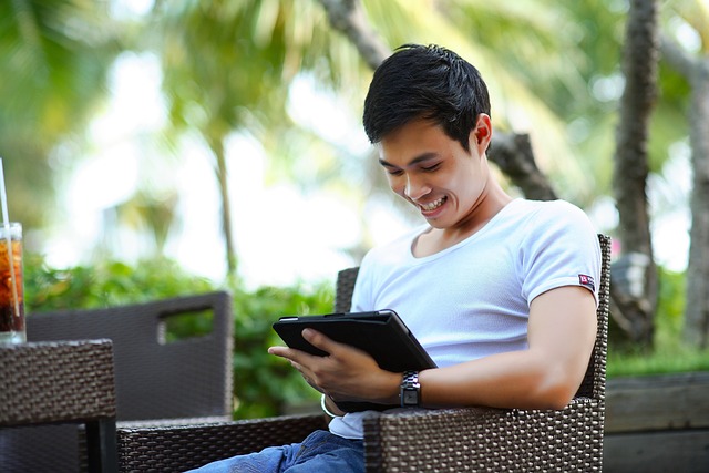 HITCLUB app cập nhật liên tục - Trải nghiệm sòng bài trực tuyến tuyệt vời
